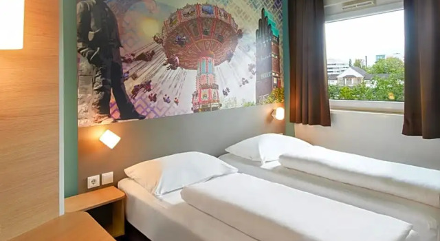 Номер Standard B&B Hotel Darmstadt