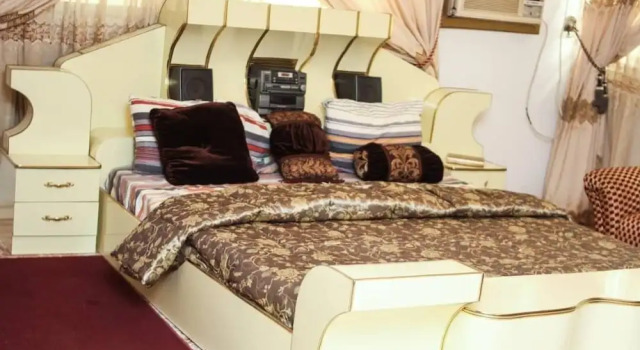 GITY Royale Suites, Book Hotel 3-stjernede hoteller i Ife, 3*