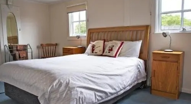 Pettit Cottage, Buchen Sie Ferienhaus Swansea Tasmanien