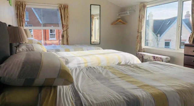 Трёхместный номер Standard Varley House