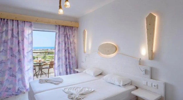 Одноместный номер Standard с видом на море Samos Sun