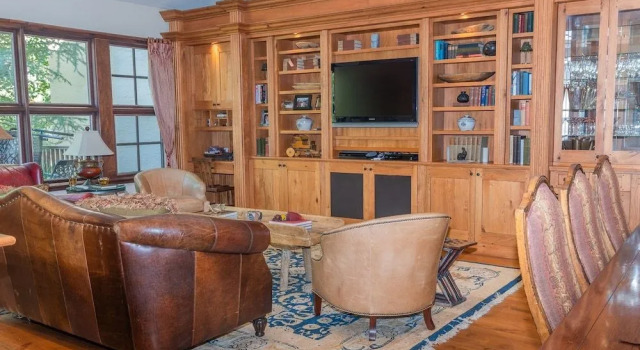 Stunning Western Inspired Private 3 Bedroom Villa Villa