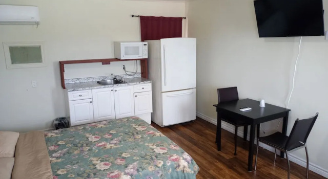 Номер Economy Park Side Motel