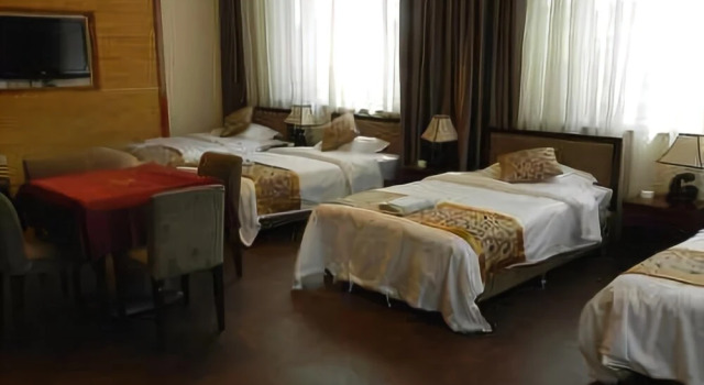 Yichun Hongdu Hotel, Rezerwuj Hotel Yichun Heilongjiang