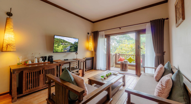 Полулюкс Meliá Ba Vi Mountain Retreat