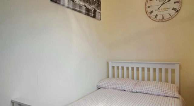 Economy huone Oaklands