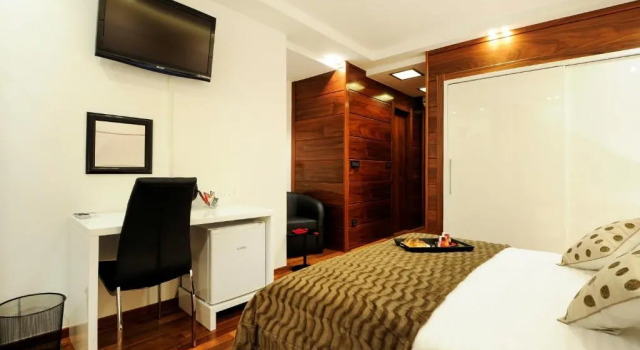 Номер Deluxe Main Street Studio and Rooms