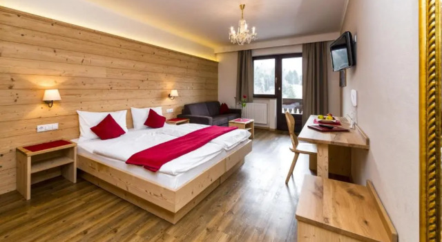 Полулюкс Hotel Scherer
