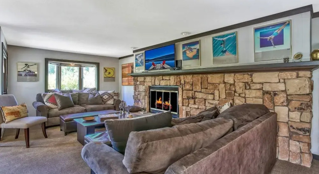 227 Squaw Valley Road Condo, Забронировать Отель Олимпик-Вэлли Скво-Вэлли