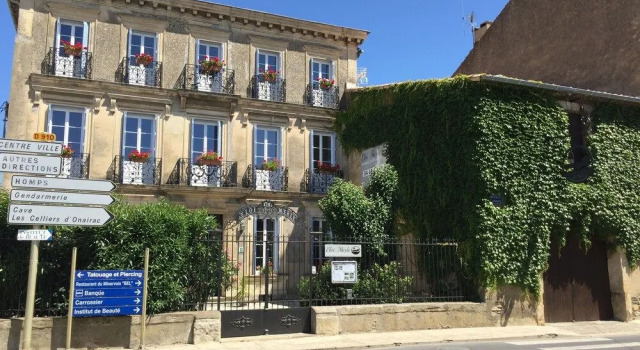 Eloi Merle - Chambre dhôtes, Rezervați Bed and Breakfast Olonzac Canal du Midi