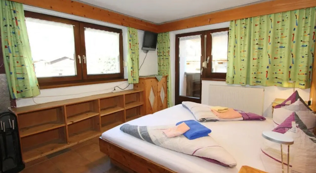 Spacious Holiday Home in Tyrol near Ski Area, Забронировать Отель Отели Тироля 3 звезды, 3*