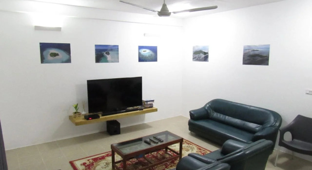 Small Island Lodge, Buchen Sie Hotel Vaadhoo Gaafu Atoll