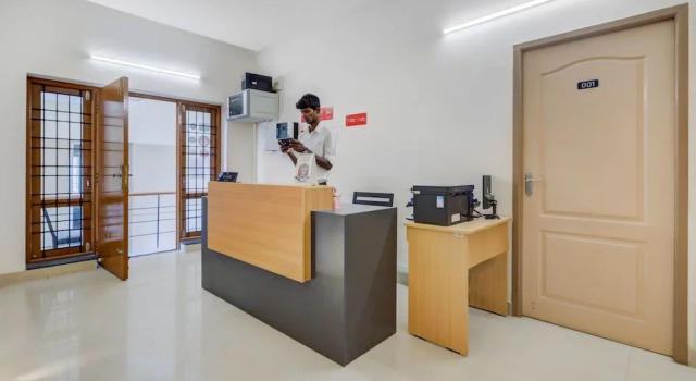 OYO 26472 Silverkey Pallikaranai, Забронировать Отель Отели штата Тамилнада с завтраком, Завтраки