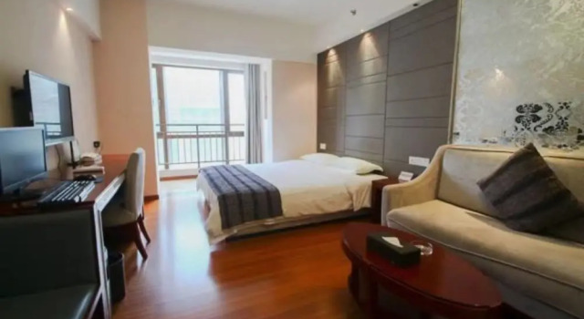 Pazhou Riverside Apartment