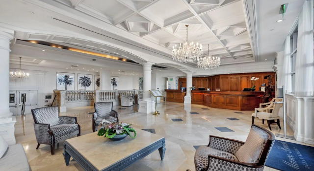 Marco Beach Ocean Suites, Забронировать Отель Марко-Айленд штат Флорида