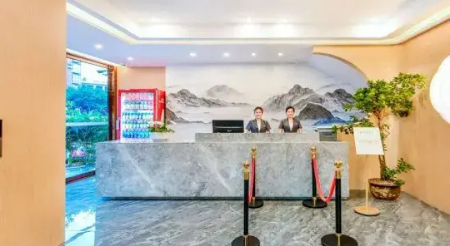 Heyue Hotel, Prenota Hotel Hotel a Chongqing Area con parcheggio, Parcheggio