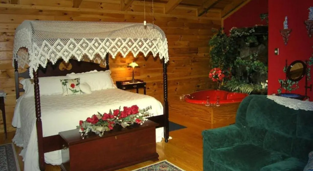 Standard huone Black Forest B&B and Luxury Cabins