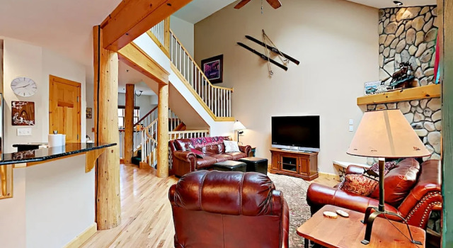 91 Starfire Lane 1972 Condo - 4 Br townhouse by RedAwning