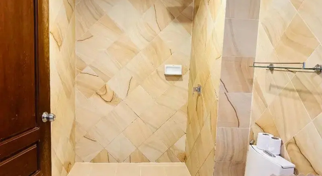 Двухместный номер Deluxe с балконом Holy Angkor Hotel