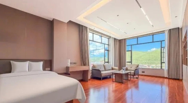 Люкс Deluxe Jigzhi Hanshi Huating Grand Hotel