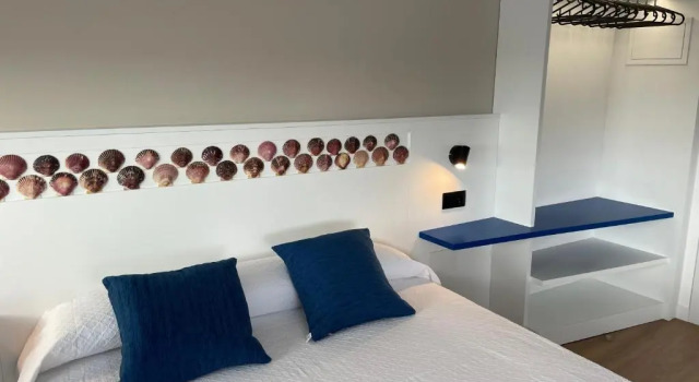 Номер Deluxe Hotel Playa de Sardiñeiro