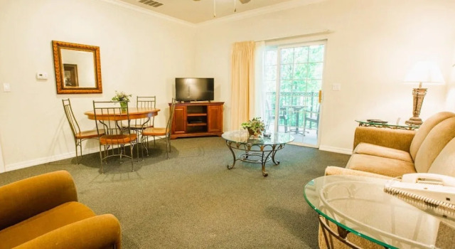 Двухместный номер Standard c 1 комнатой French Quarter Resort by Coolvacay