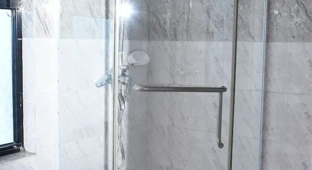 Одноместный номер Standard с балконом и с видом на город Fountain hotel and spa