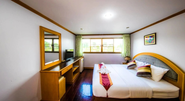 Tanita Lagoon Resort, Varaa Lomakeskus Hotellit North-Eastern Thailand pysäköinnillä, Pysäköinti