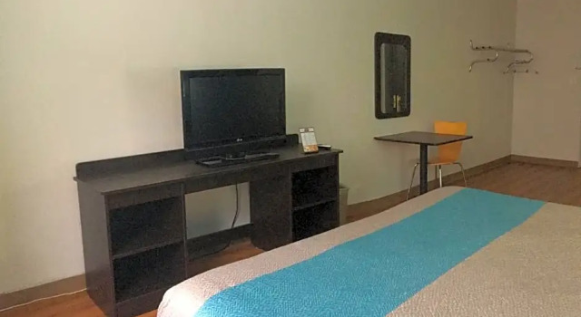 Двухместный люкс FairBridge Inn Express Melrose Park