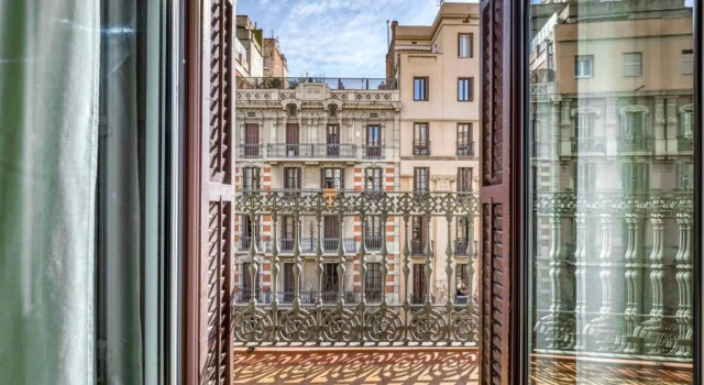 Perfectly located 4bed 4bath apartment in Barcelona 2 2, Забронировать Апартаменты/квартира Барселона провинция Барселона, рядом с Jove Regina Theatre