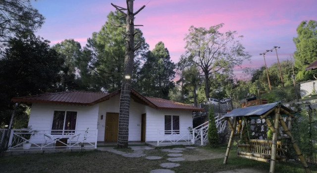 Семейное шале The Natures Green Resort, Bhimtal, Nainital