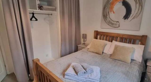 Spacious one bedroom apartment with private garden, Rezervați Apartament Thame Oxfordshire