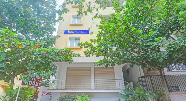 FabHotel Balaji Luxury - Near Jakkur Cross, Manyata Tech Park