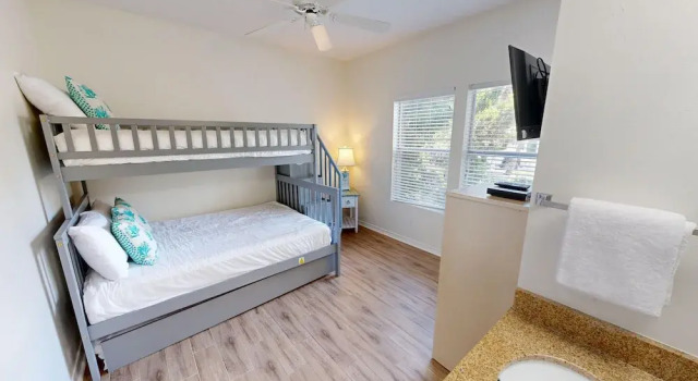 Sandpiper Cove 9141 3 Bedroom Condo by RedAwning, Varaa Huoneisto Destin Emerald Coast