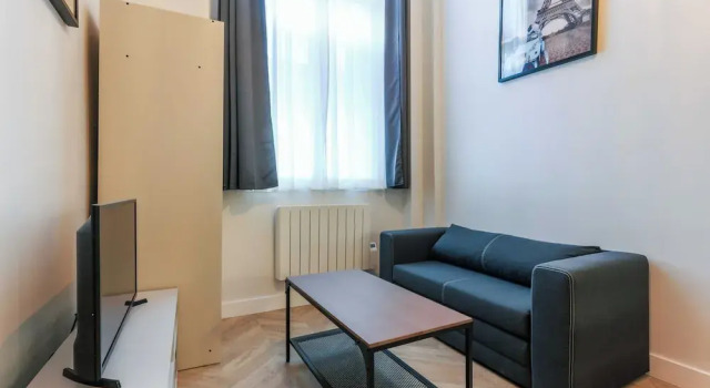 Comfortable Apartment - 1br/3p - Europe, Забронировать Апартаменты/квартира Париж Иль-де-Франс, рядом с Вокзал Сен-Лазар