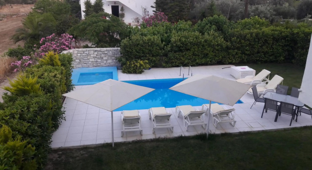 "Villa Kanavos" apts