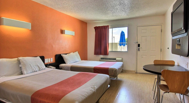 Motel 6-Austin, TX - North Central, Забронировать Мотель Мотели Остина, рядом с Daughters of the Republic of Texas Museum, Мотель
