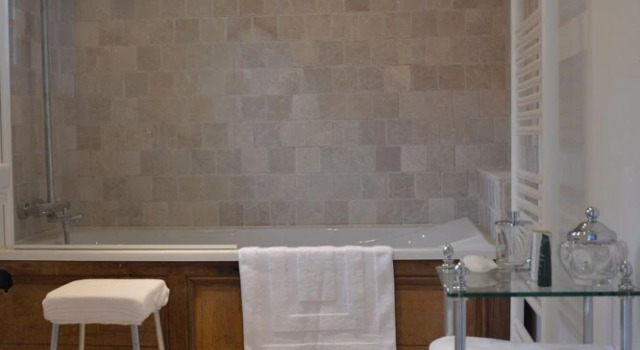Les Hautes Sources, Book Hotel  