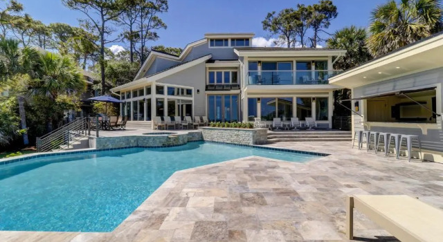 23 Red Cardinal Oceanfront Sea Pines, Забронировать Отель Хилтон-Хед-Айленд Lowcountry, рядом с Поля для гольфа Heron Point and Ocean Course
