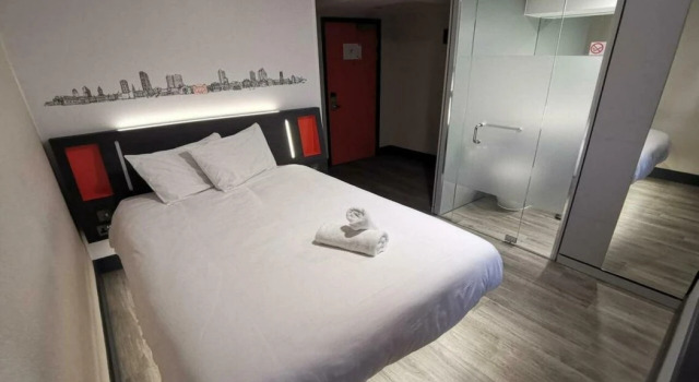 easyHotel Cardiff City Centre