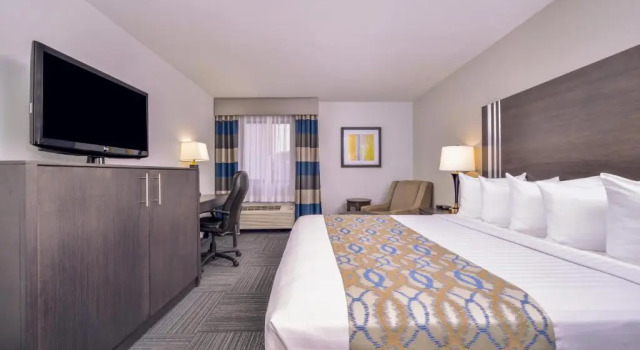 Номер Best Western Naperville Inn