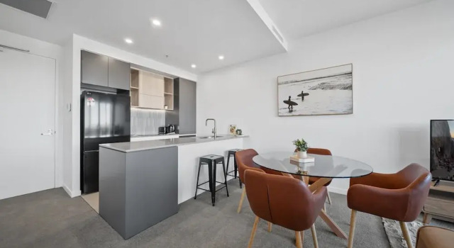 Apartment With Gym and Indoor Pool Access, 预订 公寓 Phillip 新南威尔士