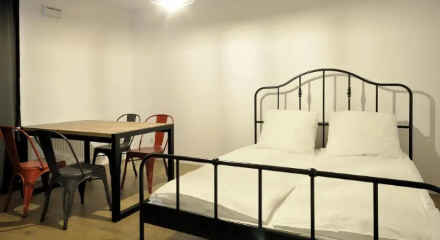 Schindler’s Factory Zabłocie Deluxe Apartments WAWELOFTS, Boek Appartement Hotels in Klein-Polen met parkeren, Parkeren