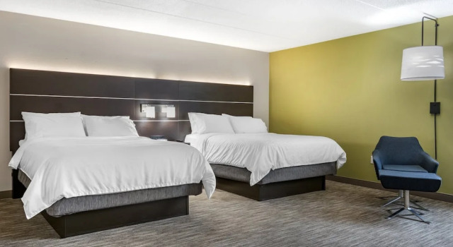 Четырёхместный люкс Holiday Inn Express Jonestown Ft Indiantown Gap by IHG