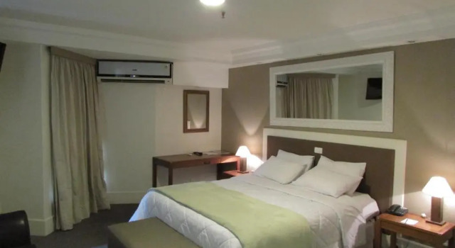 Двухместный номер Superior Continental Porto Alegre