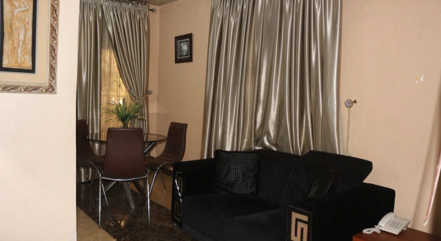 Suite Business Albert Suites