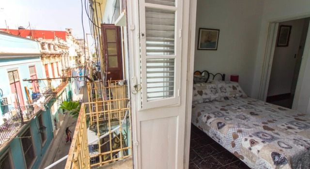 Casa Habana Flores, Забронировать Отель Гавана Гавана, рядом с Старая площадь
