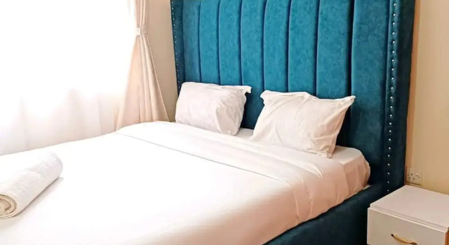 Апартаменты Lux Suites TRM 1 Bedroom Apartments