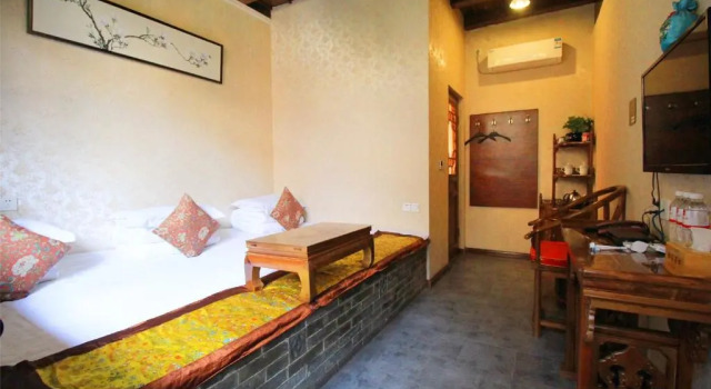Трёхместный номер Classic Pingyao Hu lu wa Home Inn
