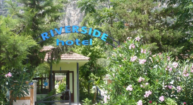 Hotel Riverside